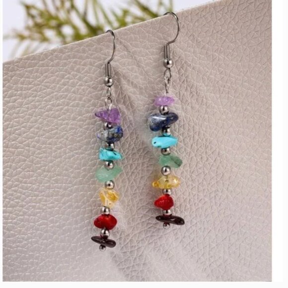 ⭐️❤️ FREE Rainbow Stone Tiered Drop Boho Peasant Geode Geo Beach Chic Earrings - Picture 1 of 3